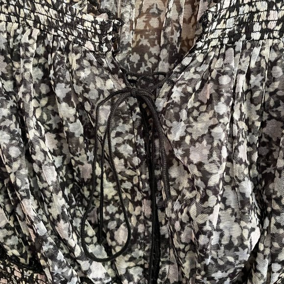 Free People Beatrice Smocked Floral Print Top Size Small Puff Sleeves - Picture 7 of 8